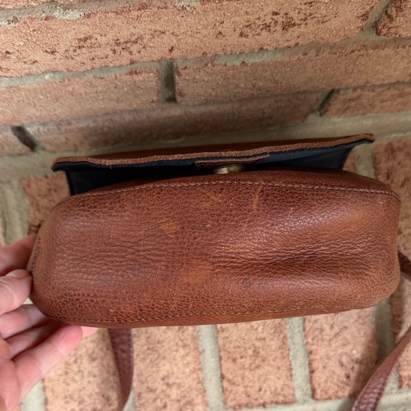 Duluth Trading Co Brown Leather Crossbody Bag - Picture 5 of 6
